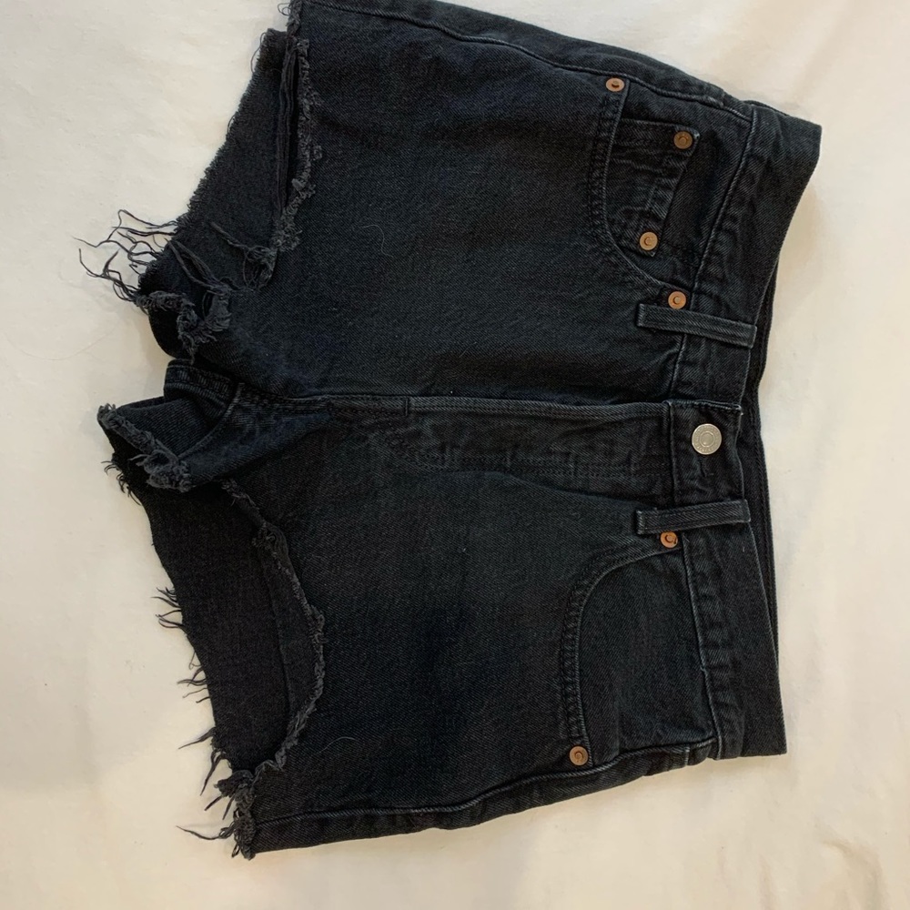 Levi’s Original 501 black denim shorts, size 25